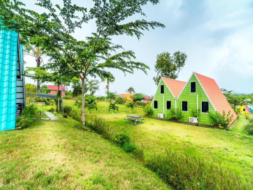 Dreamland Beach Holiday Kudat Exteriör bild