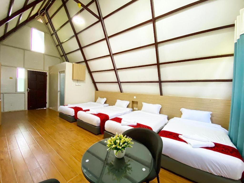 Dreamland Beach Holiday Kudat Exteriör bild