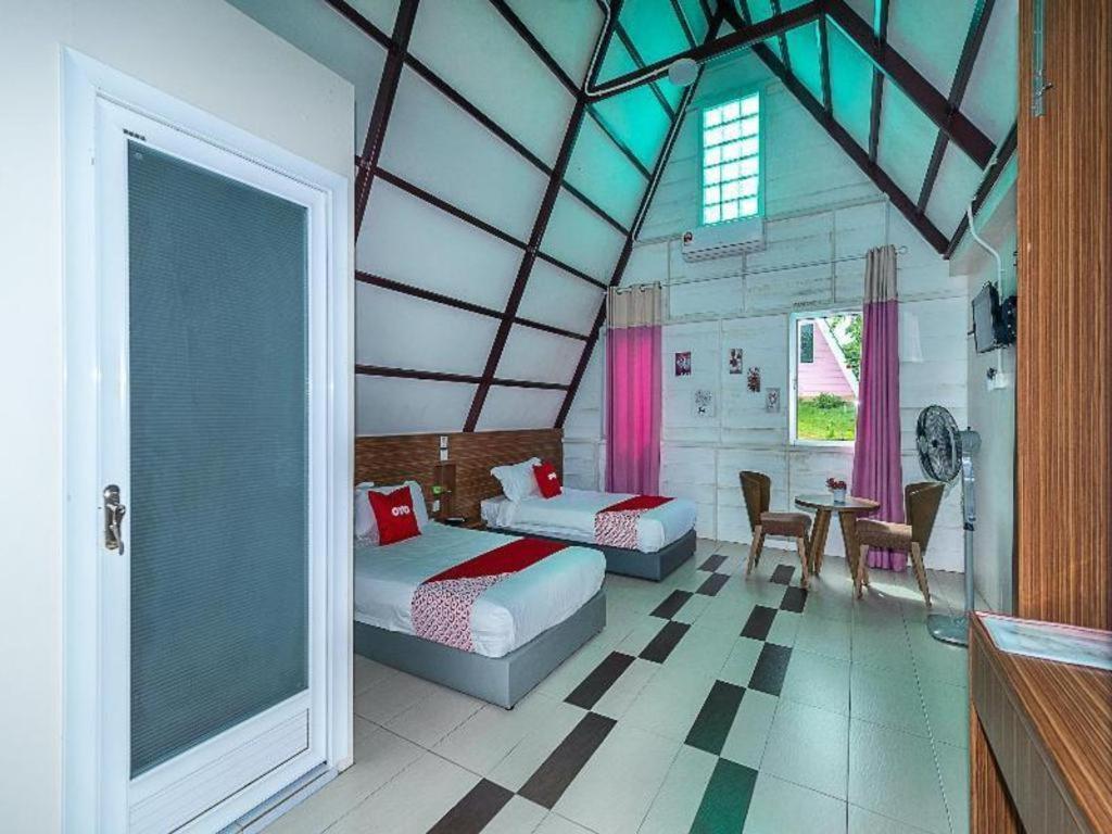 Dreamland Beach Holiday Kudat Exteriör bild